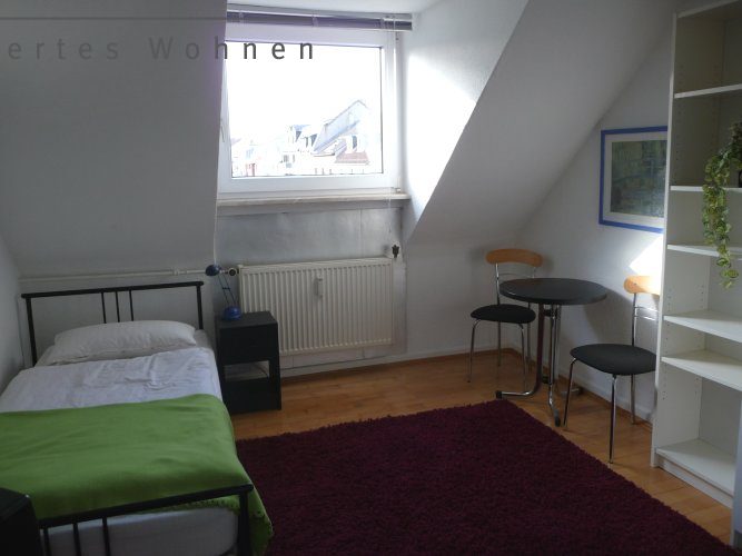 Frankfurt-Nordend: 1-Zi.  Wohnung, 18m², Berger Str. , 500, Wohnen
