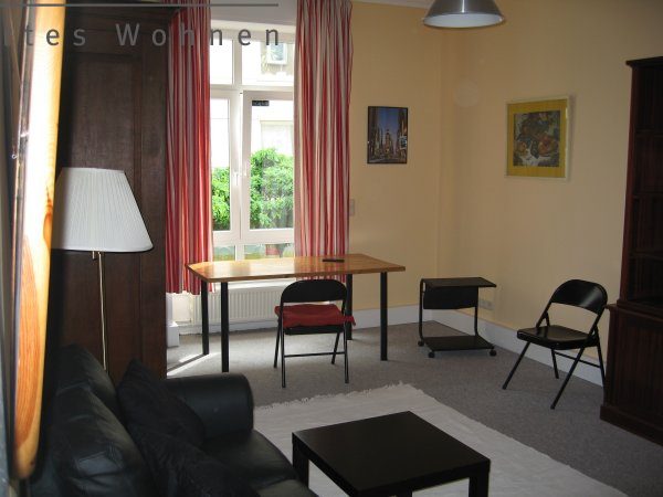 Frankfurt-Nordend: 1  Zimmer, 25m², Baumweg, 340, Wohnen