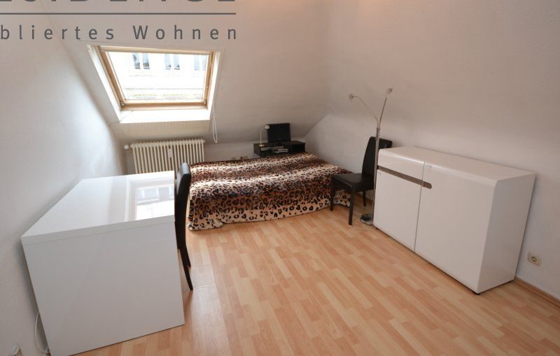 Frankfurt-Nordend (West): 1  Zimmer, 20m², Finkenhofstr., 470, Wohnen