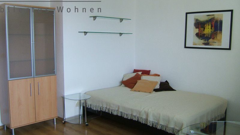 Frankfurt-Ostend (Parlamentsplatz-Viertel): 1-Zi.  Wohnung, 35m², Röderbergweg, 670, Wohnen