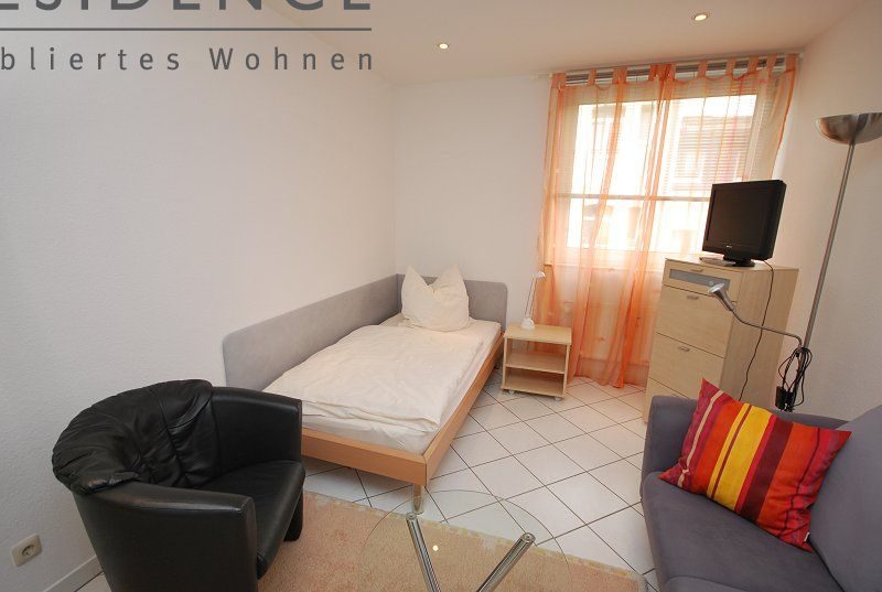 Frankfurt-Bockenheim: 1-Zi.  Wohnung, 22m&sup2;, Landgrafenstr., 690, Wohnen
