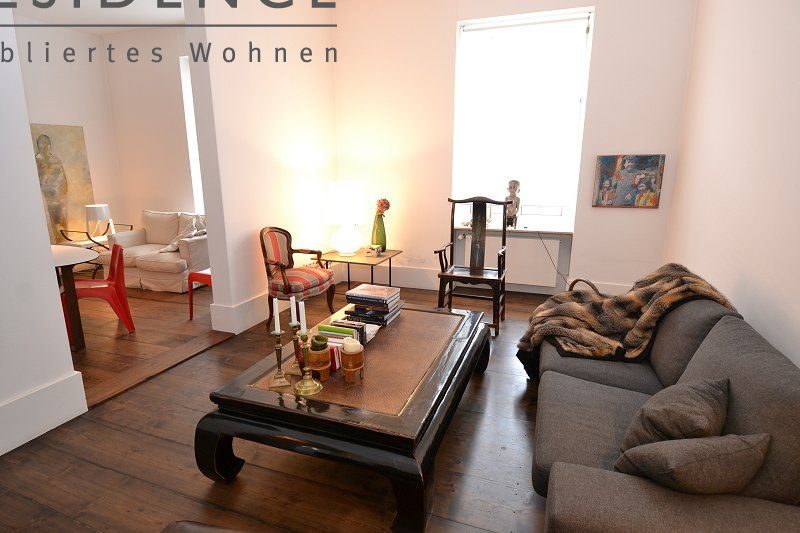 : 4-Zi.  Wohnung, 100m², 2.500, Wohnen