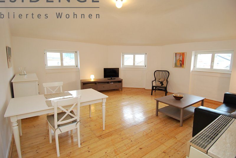 Frankfurt-Westend: 2-Zi.  Wohnung, 75m², Kronberger Str., 1.380, Wohnen