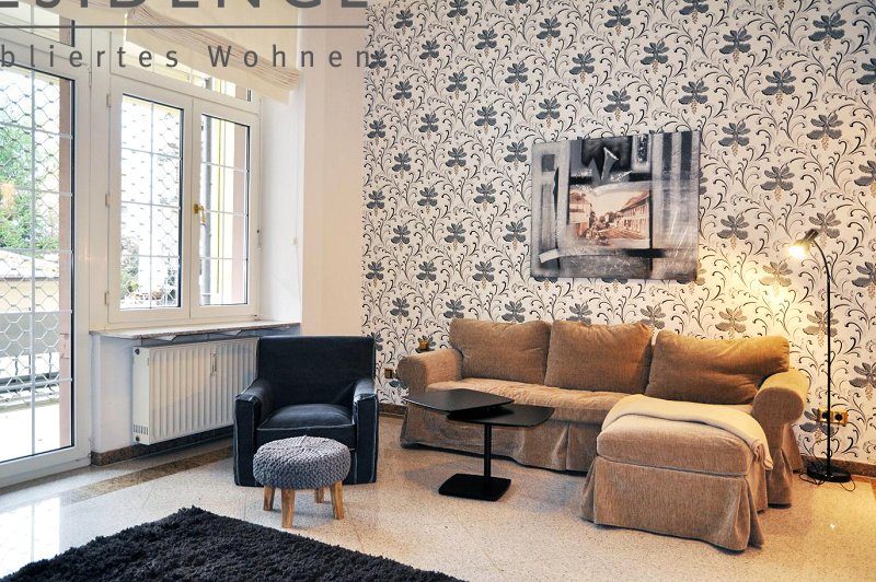 Frankfurt-Westend: 2-Zi.  Wohnung, 78m², Rheinstr., 2.000, Wohnen