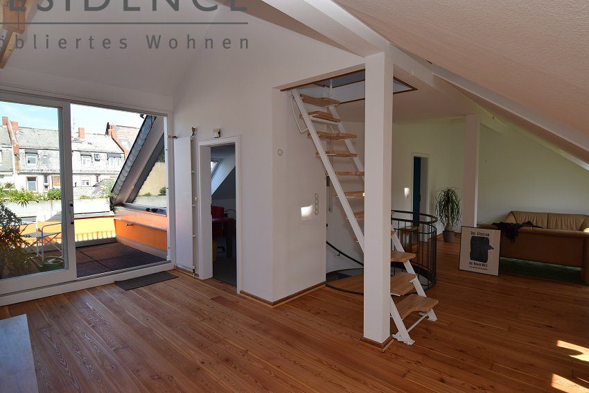 : 4-Zi.  Wohnung, , unmöbliert, 140m², 1.700, Wohnen