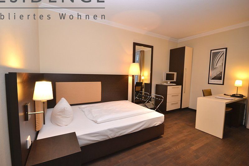 Frankfurt-Westend: 1-Zi.  Wohnung, 21m², Bettinastr. , 1.255, Wohnen